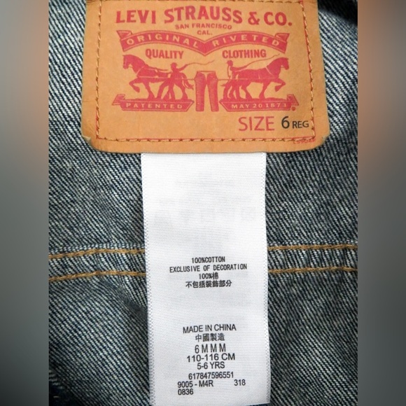 NEW! Levi's Strauss Kids Denim Jean Trucker Jacket Blue SZ 5-6 Years - Picture 8 of 8